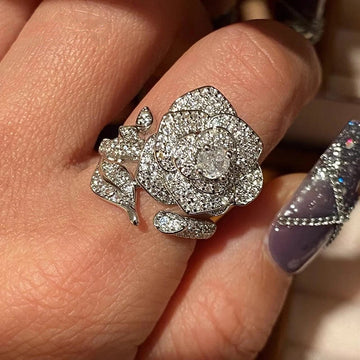Huitan Bling Bling Rose Flower Adjustable Rings for Women Silver Color Sparkling CZ Aesthetic Rings Wedding Party Trendy Jewelry