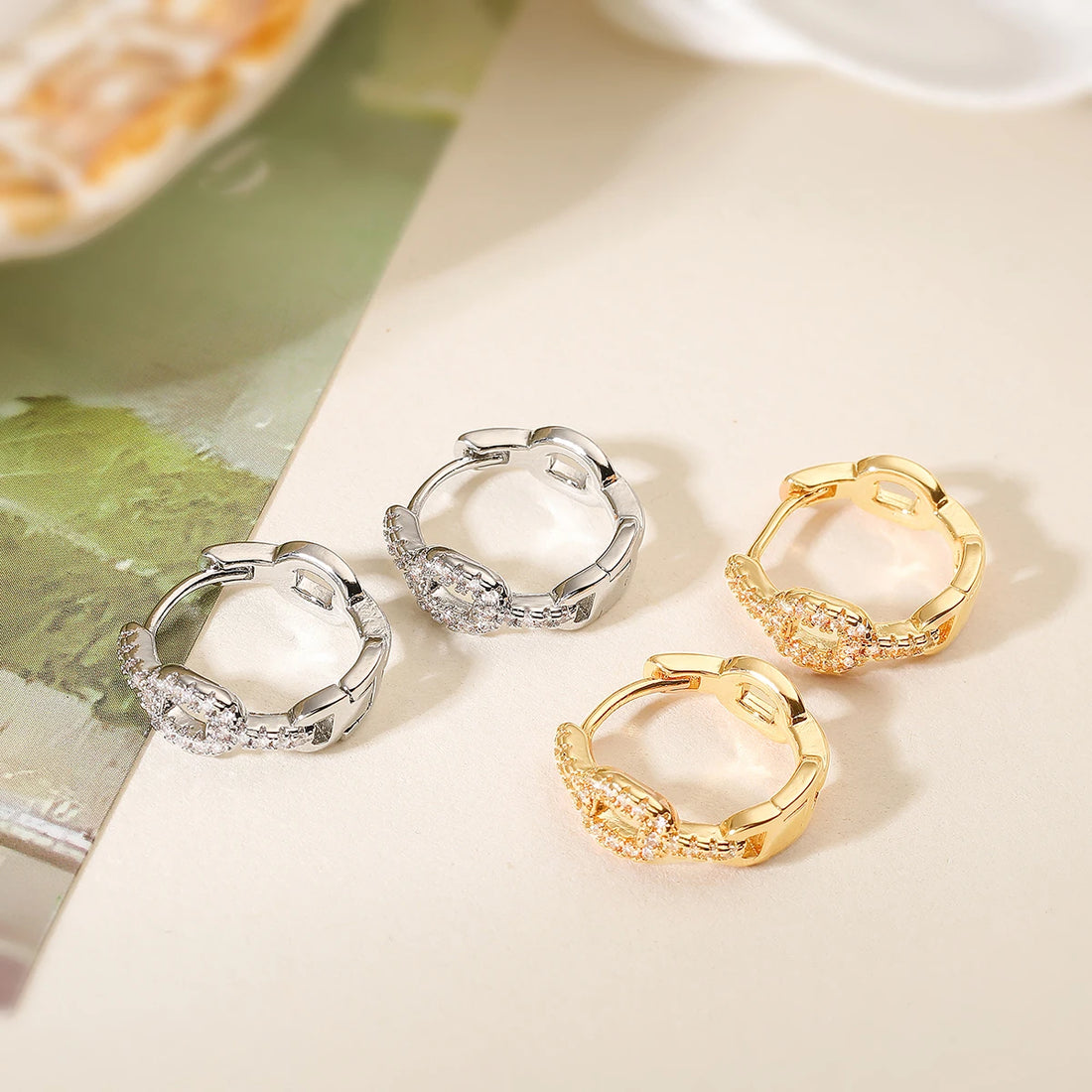 NEWBUY Bling Bling AAA CZ Zircon Inlay Hollow Design Geometric Hoop Earrings For Elegant Women Party Jewelry